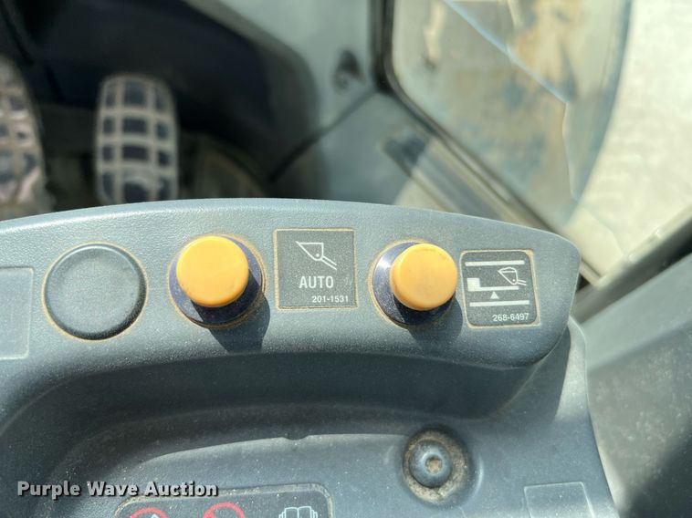 image for item DQ2202 2018 Caterpillar 972M  wheel loader