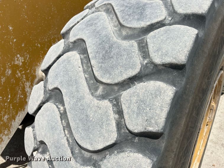 image for item DQ2202 2018 Caterpillar 972M  wheel loader