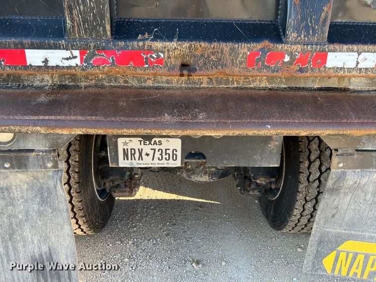 image for item DQ2207 2004 Mack CV713  dump truck