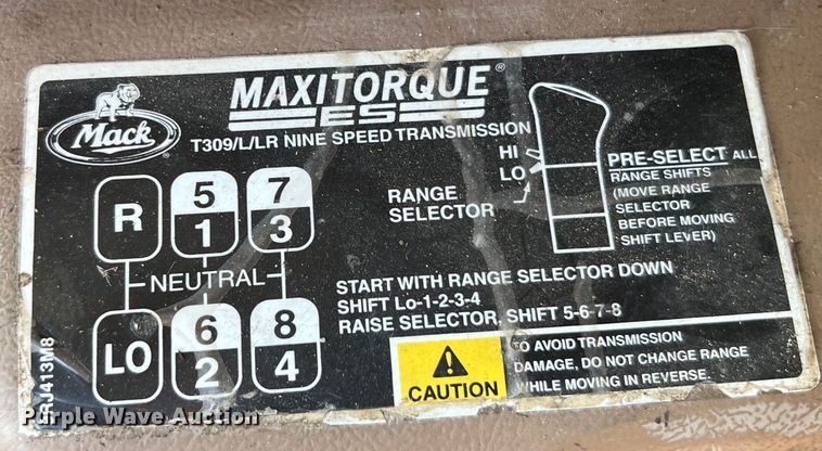 image for item DQ2207 2004 Mack CV713  dump truck