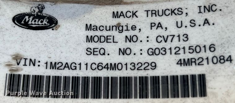 image for item DQ2207 2004 Mack CV713  dump truck