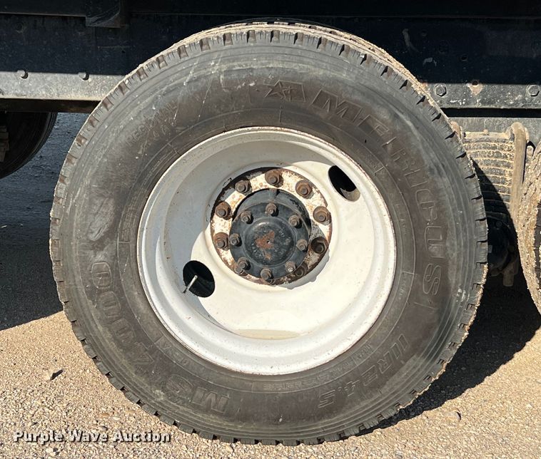 image for item DQ2207 2004 Mack CV713  dump truck