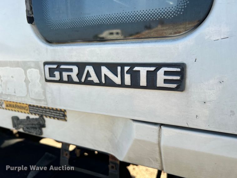 image for item DQ2207 2004 Mack CV713  dump truck