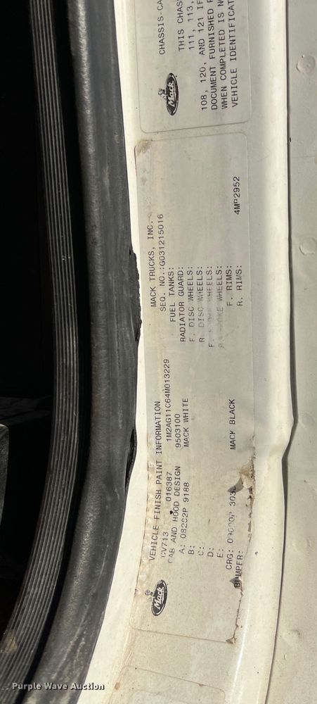 image for item DQ2207 2004 Mack CV713  dump truck