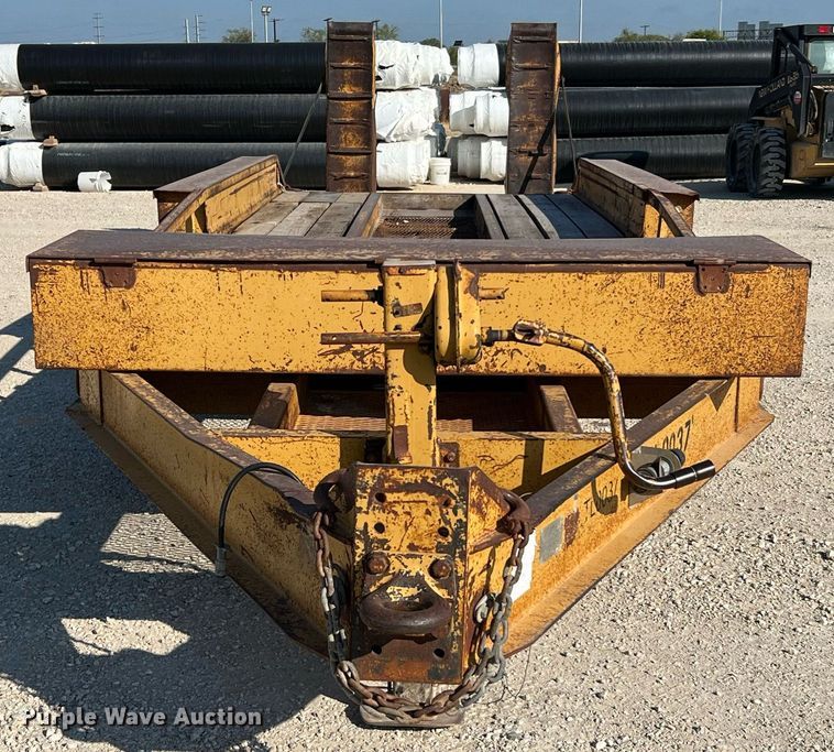 image for item DQ2210 2000 Belshe DP-18  equipment trailer