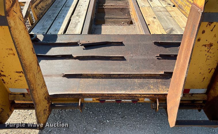 image for item DQ2210 2000 Belshe DP-18  equipment trailer