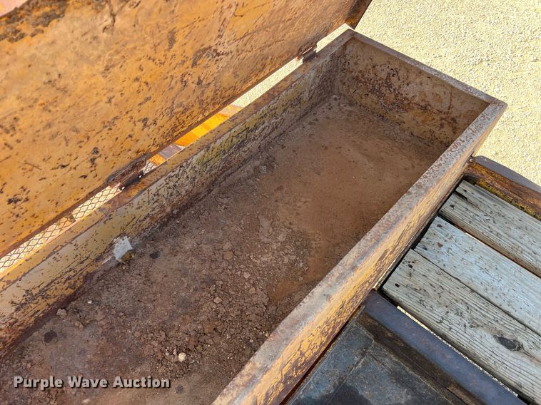 image for item DQ2210 2000 Belshe DP-18  equipment trailer