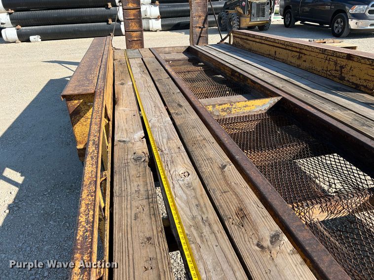 image for item DQ2210 2000 Belshe DP-18  equipment trailer