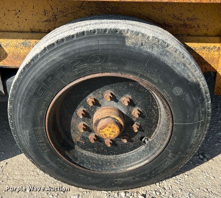 image for item DQ2210 2000 Belshe DP-18  equipment trailer