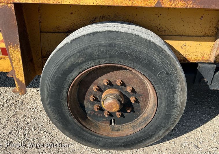 image for item DQ2210 2000 Belshe DP-18  equipment trailer