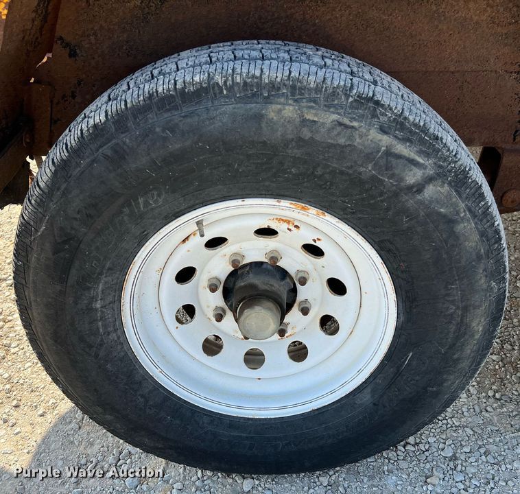 image for item DQ2211 1999 Vac-Tron PMD-00  vacuum excavator