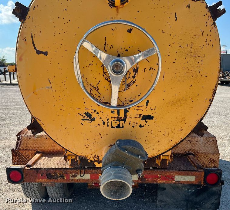 image for item DQ2212 Vac-Tron PMD-00  vacuum excavator