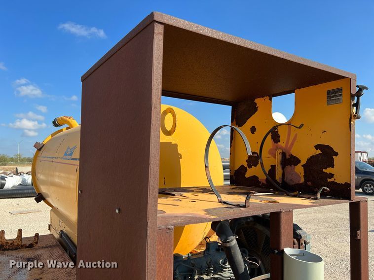 image for item DQ2212 Vac-Tron PMD-00  vacuum excavator