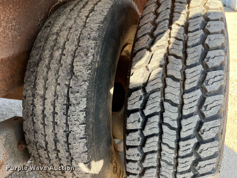 image for item DQ2212 Vac-Tron PMD-00  vacuum excavator