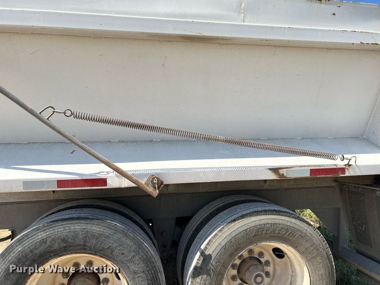 image for item DQ2218 2007 Leach  end dump pup trailer