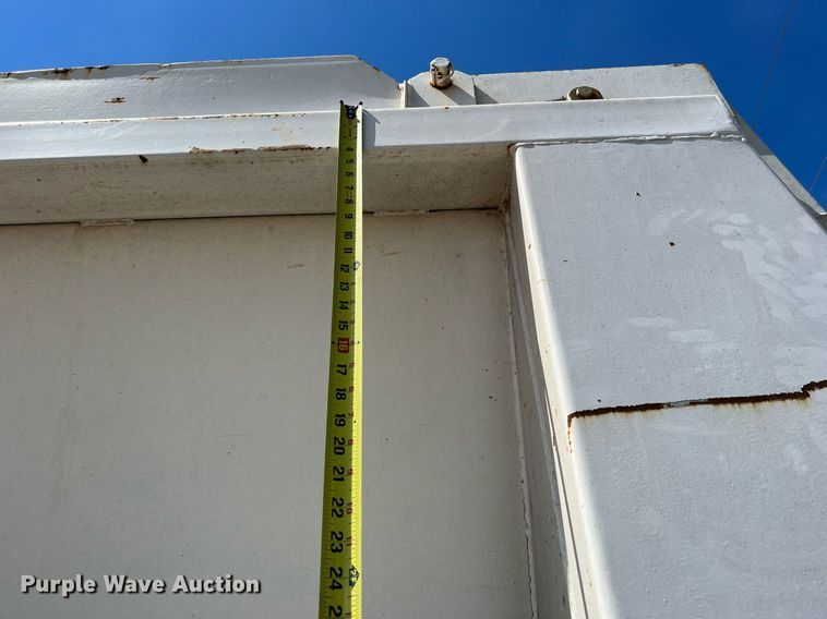 image for item DQ2218 2007 Leach  end dump pup trailer