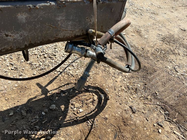 image for item DQ2218 2007 Leach  end dump pup trailer