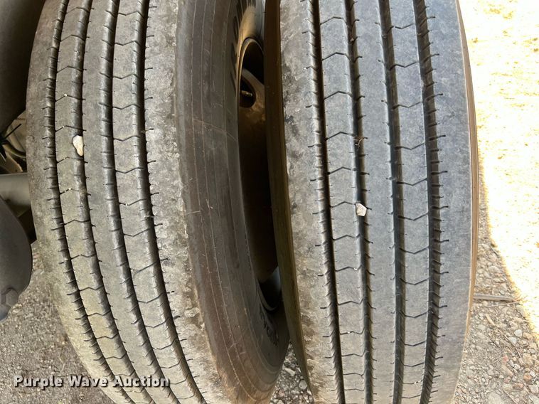 image for item DQ2218 2007 Leach  end dump pup trailer