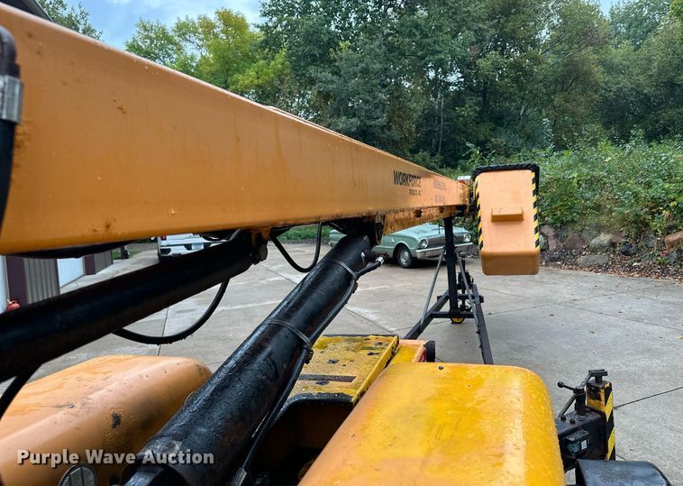 image for item DQ7371 Workforce XLB-4232  boom lift