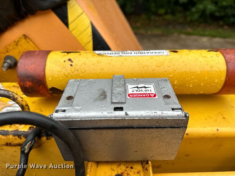 image for item DQ7371 Workforce XLB-4232  boom lift