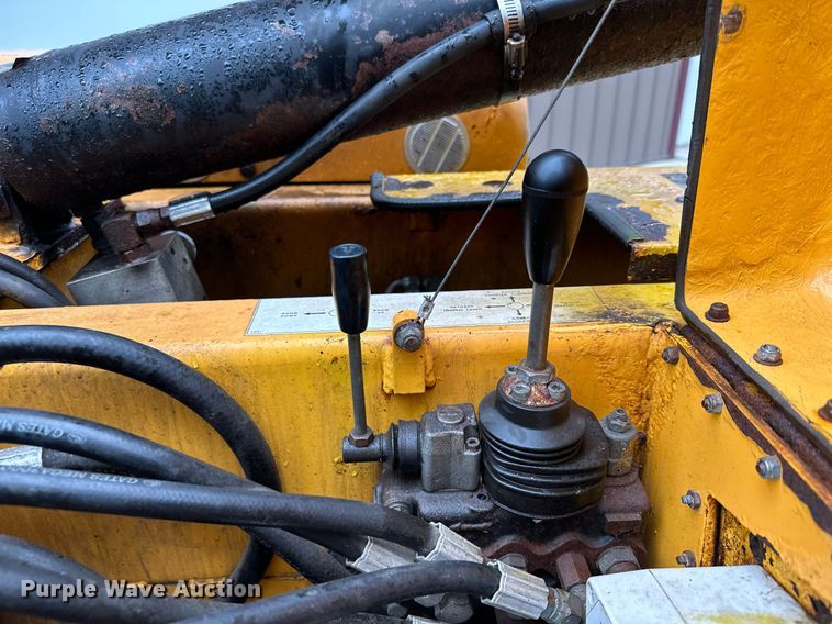 image for item DQ7371 Workforce XLB-4232  boom lift