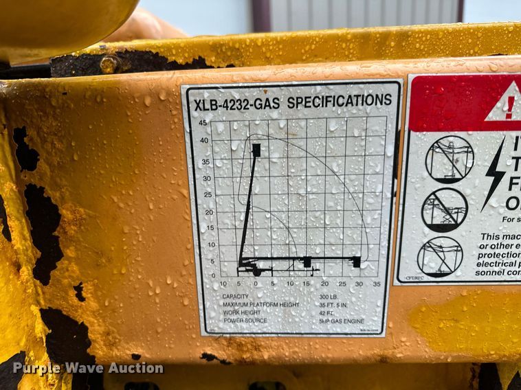 image for item DQ7371 Workforce XLB-4232  boom lift