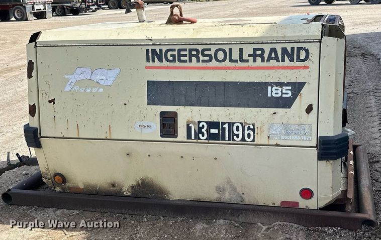 image for item DQ7374 2000 Ingersoll Rand P185  air compressor