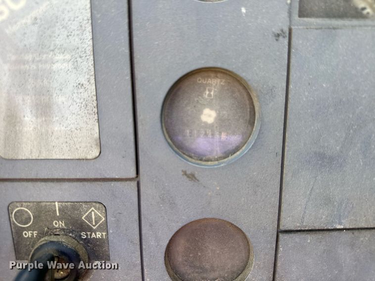 image for item DQ7374 2000 Ingersoll Rand P185  air compressor