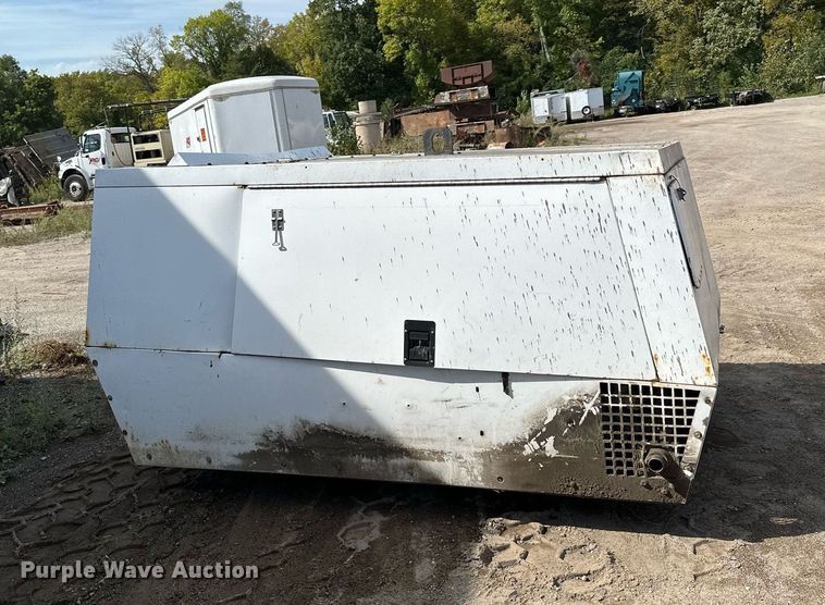 image for item DQ7375 Sullair 375DPO-CAT  air compressor