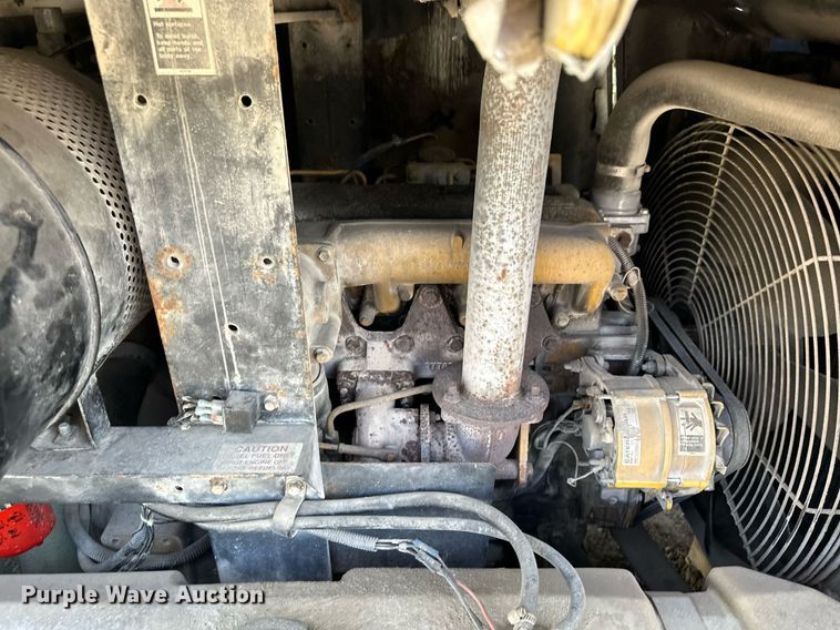 image for item DQ7375 Sullair 375DPO-CAT  air compressor