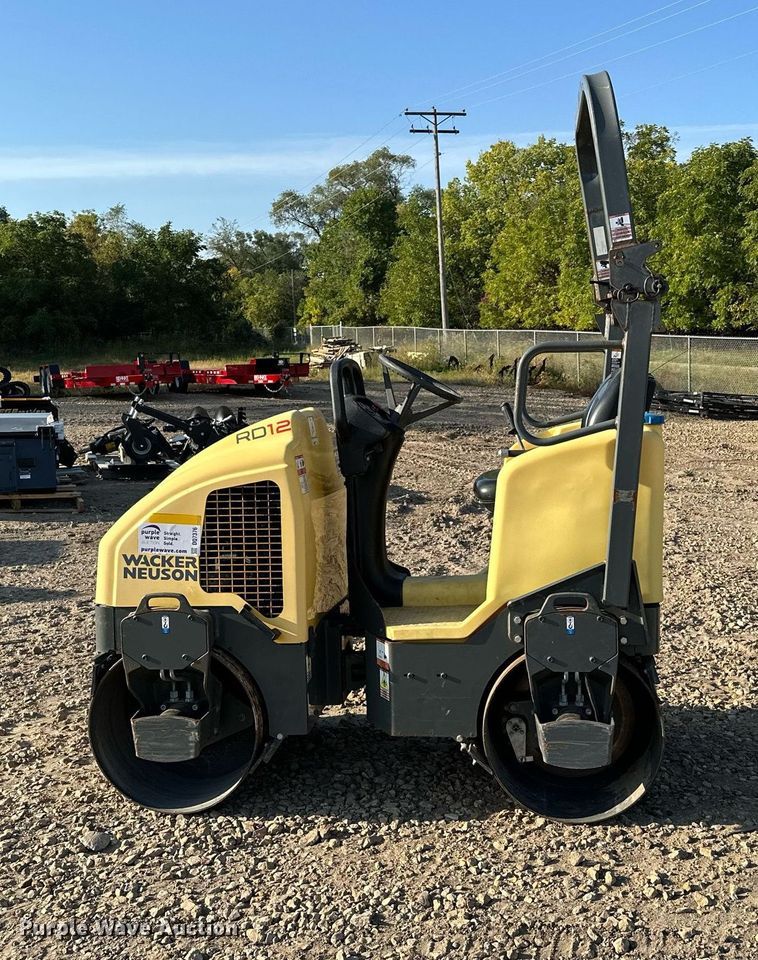 image for item DQ7376 Wacker Neuson RD12  double drum vibratory roller