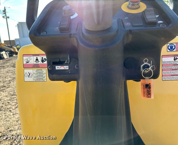 image for item DQ7376 Wacker Neuson RD12  double drum vibratory roller