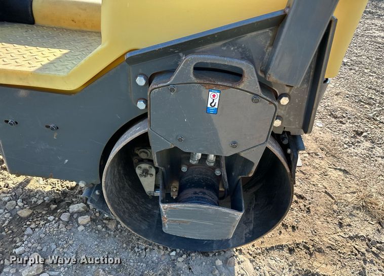 image for item DQ7376 Wacker Neuson RD12  double drum vibratory roller