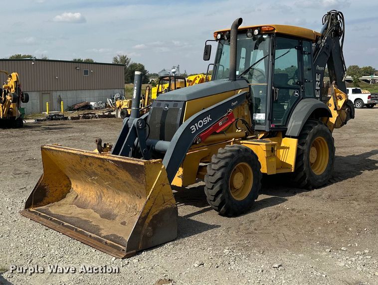 image for item DQ7377 2014 John Deere 310SK  backhoe