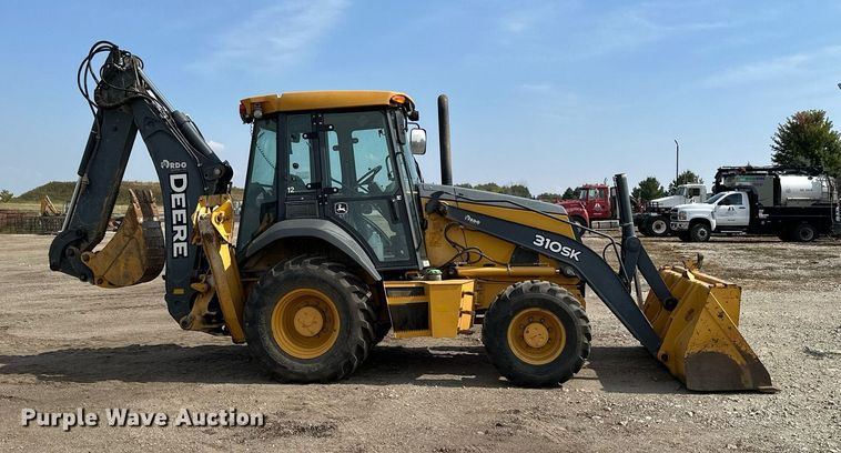 image for item DQ7377 2014 John Deere 310SK  backhoe