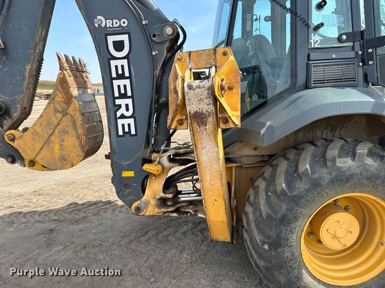 image for item DQ7377 2014 John Deere 310SK  backhoe