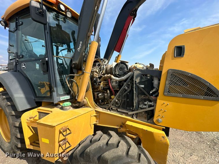 image for item DQ7377 2014 John Deere 310SK  backhoe