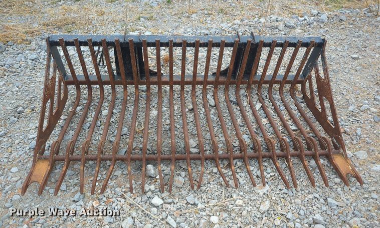 image for item DR7003 Caterpillar  80" W skid steer rock bucket