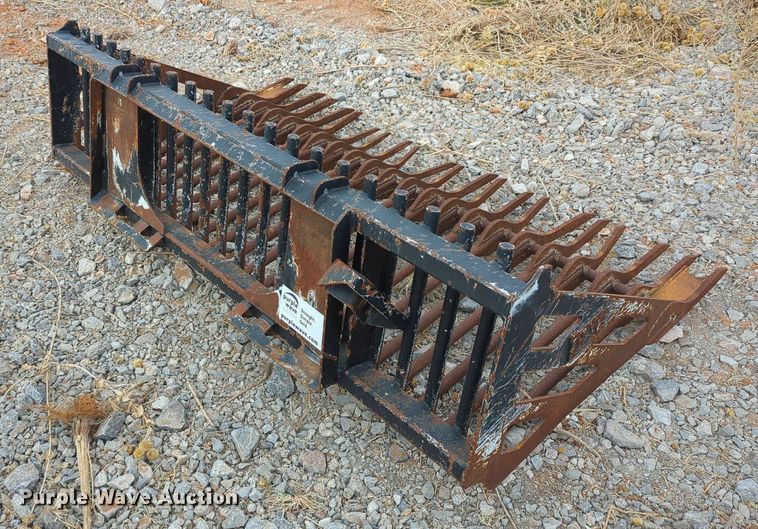 image for item DR7003 Caterpillar  80" W skid steer rock bucket