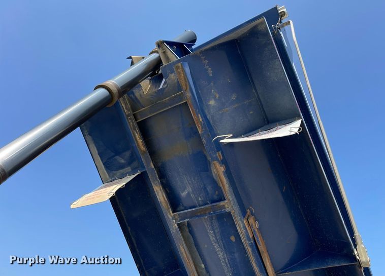 image for item DR7533 2006 Kenworth T800  dump truck