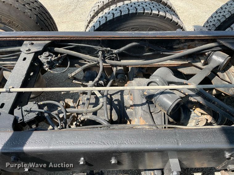 image for item DR7533 2006 Kenworth T800  dump truck