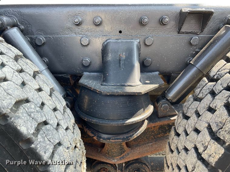 image for item DR7533 2006 Kenworth T800  dump truck