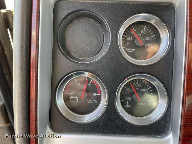 image for item DR7533 2006 Kenworth T800  dump truck