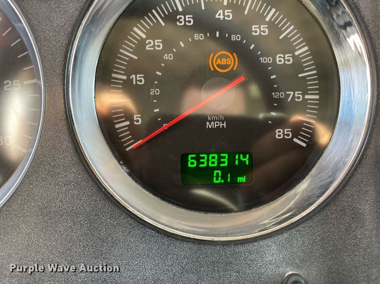 image for item DR7533 2006 Kenworth T800  dump truck