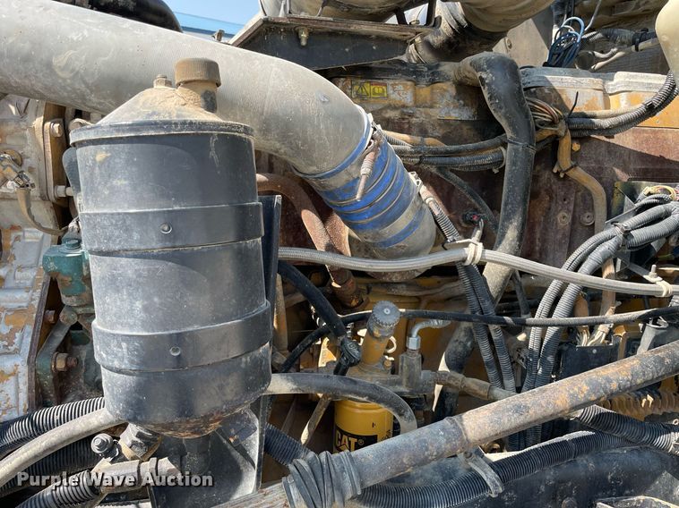 image for item DR7533 2006 Kenworth T800  dump truck