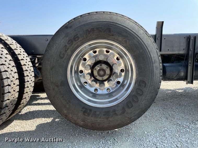 image for item DR7533 2006 Kenworth T800  dump truck