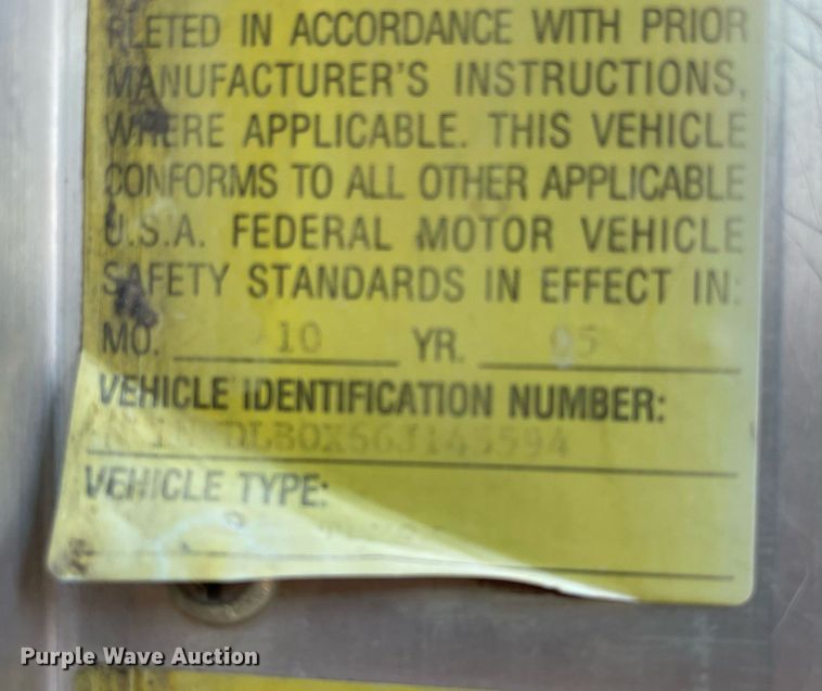 image for item DR7533 2006 Kenworth T800  dump truck