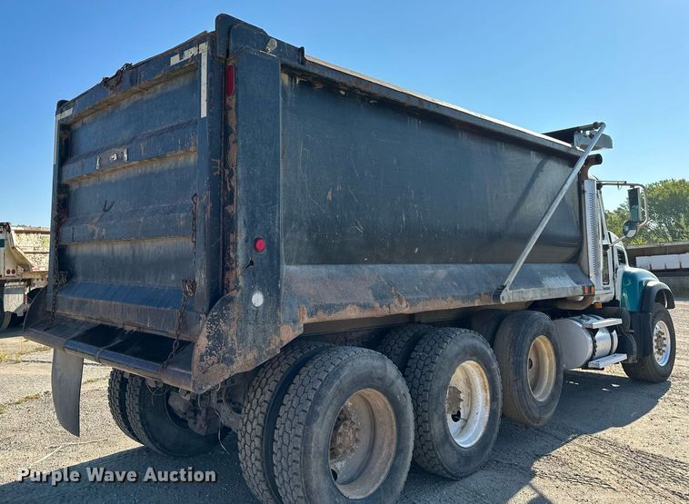 image for item DS2353 2005 Mack Granite  dump truck