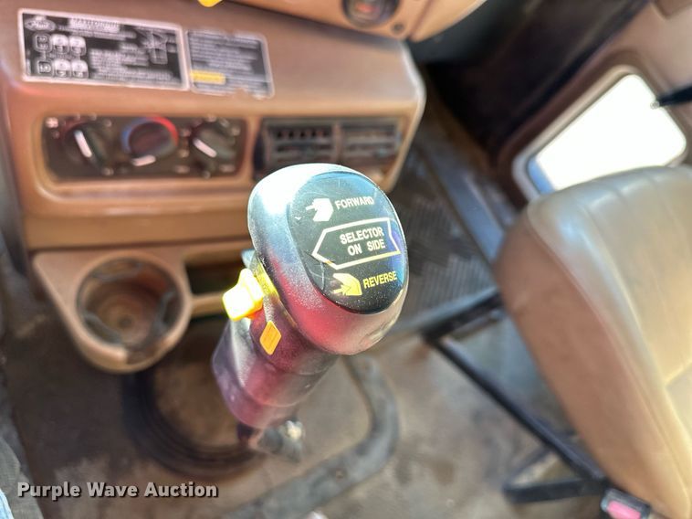 image for item DS2353 2005 Mack Granite  dump truck