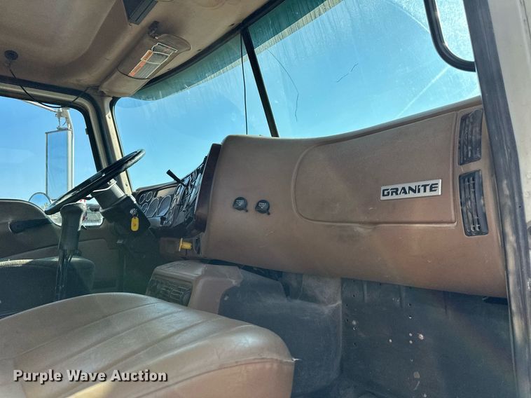 image for item DS2353 2005 Mack Granite  dump truck